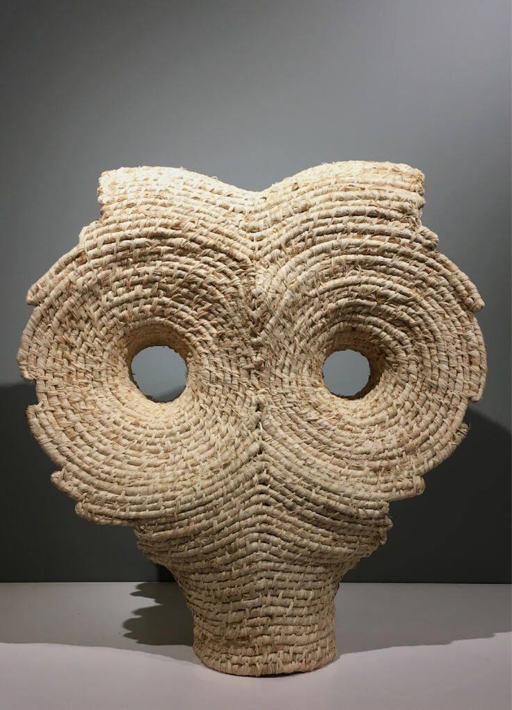 S/TITULO | 2024 | Rafia | 70 x 70 x 27 cm