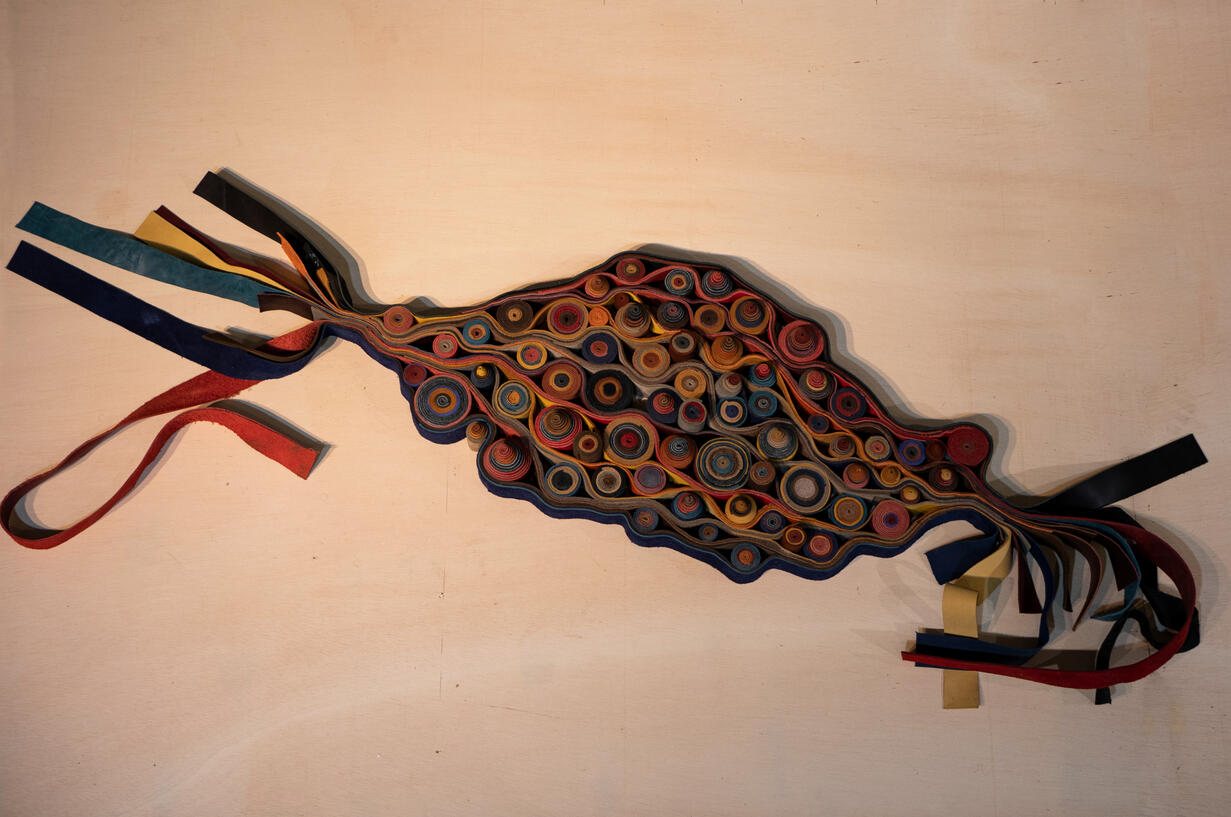 NUVEM | 2019 | Pele | 90 x 34 cm