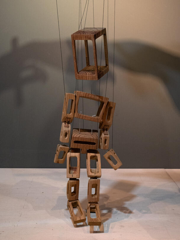 MARIONETA | 2009 | Madeira | 40 x 10 cm